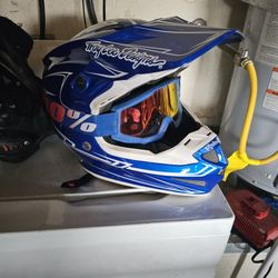 Dirtbike Helmet