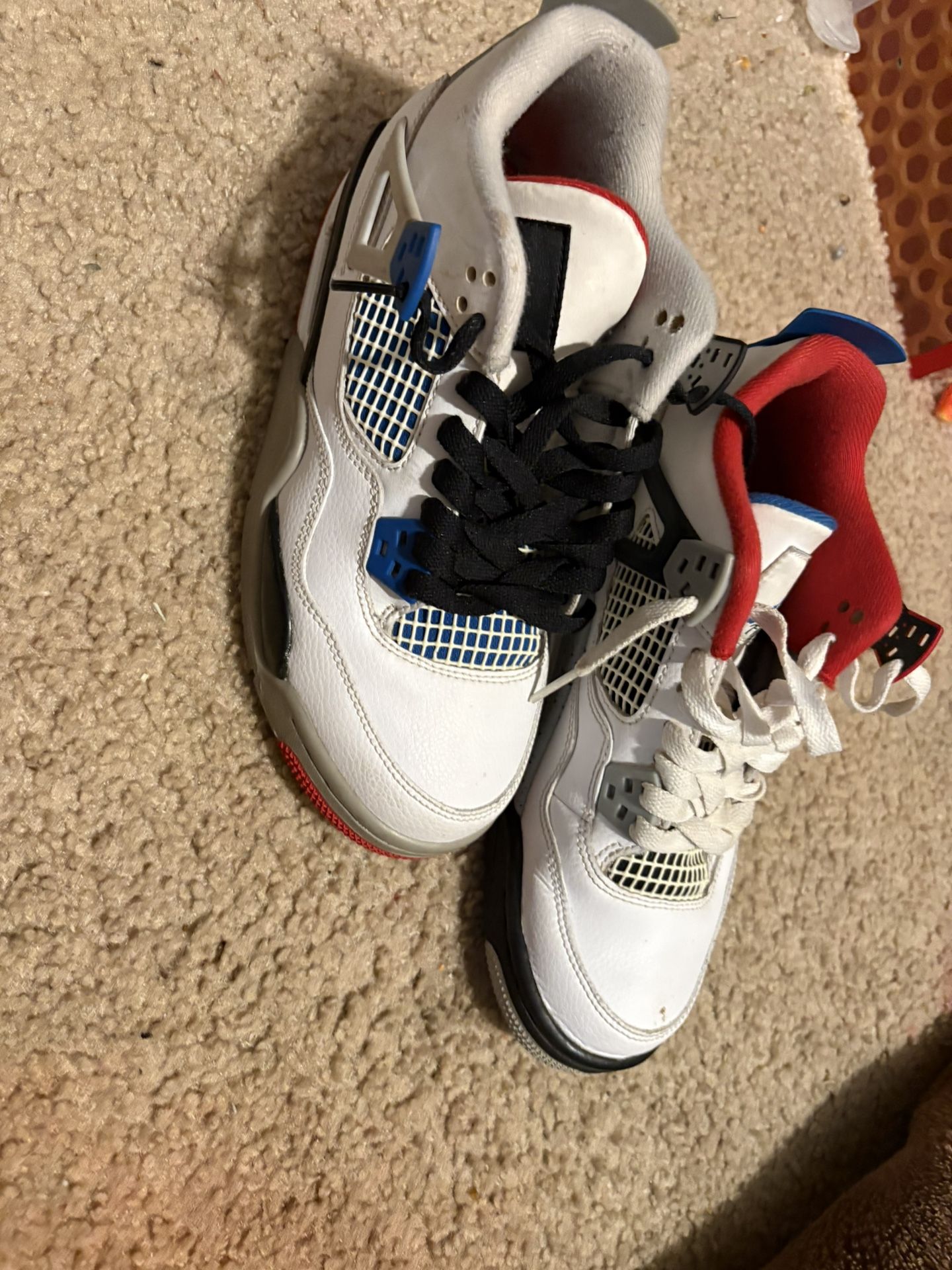 Air Jordan 4 Retro Size 5.5
