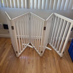 DOG INDOOR GATE 8FT (FREE STANDING)