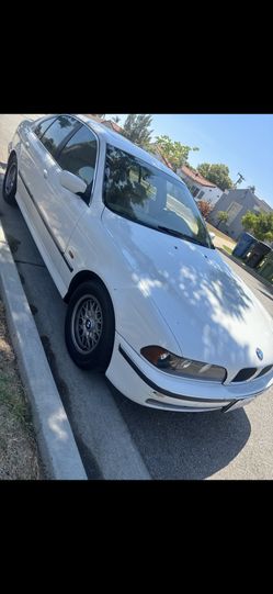 1997 BMW 528i