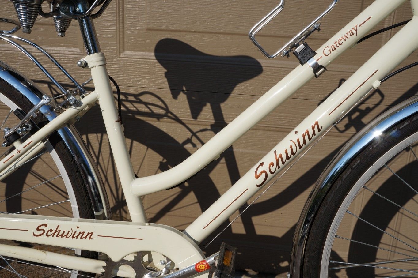 schwinn gateway 28 hybrid bike
