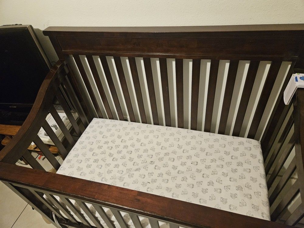 Crib And Matress 
