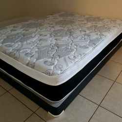 NEW QUEEN PILLOW-TOP MATTRESS AND BOX SPRING - 2PC