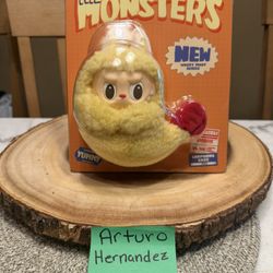 Labubu Wacky Shrimp Earphone Case