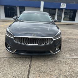 2017 Kia Cadenza