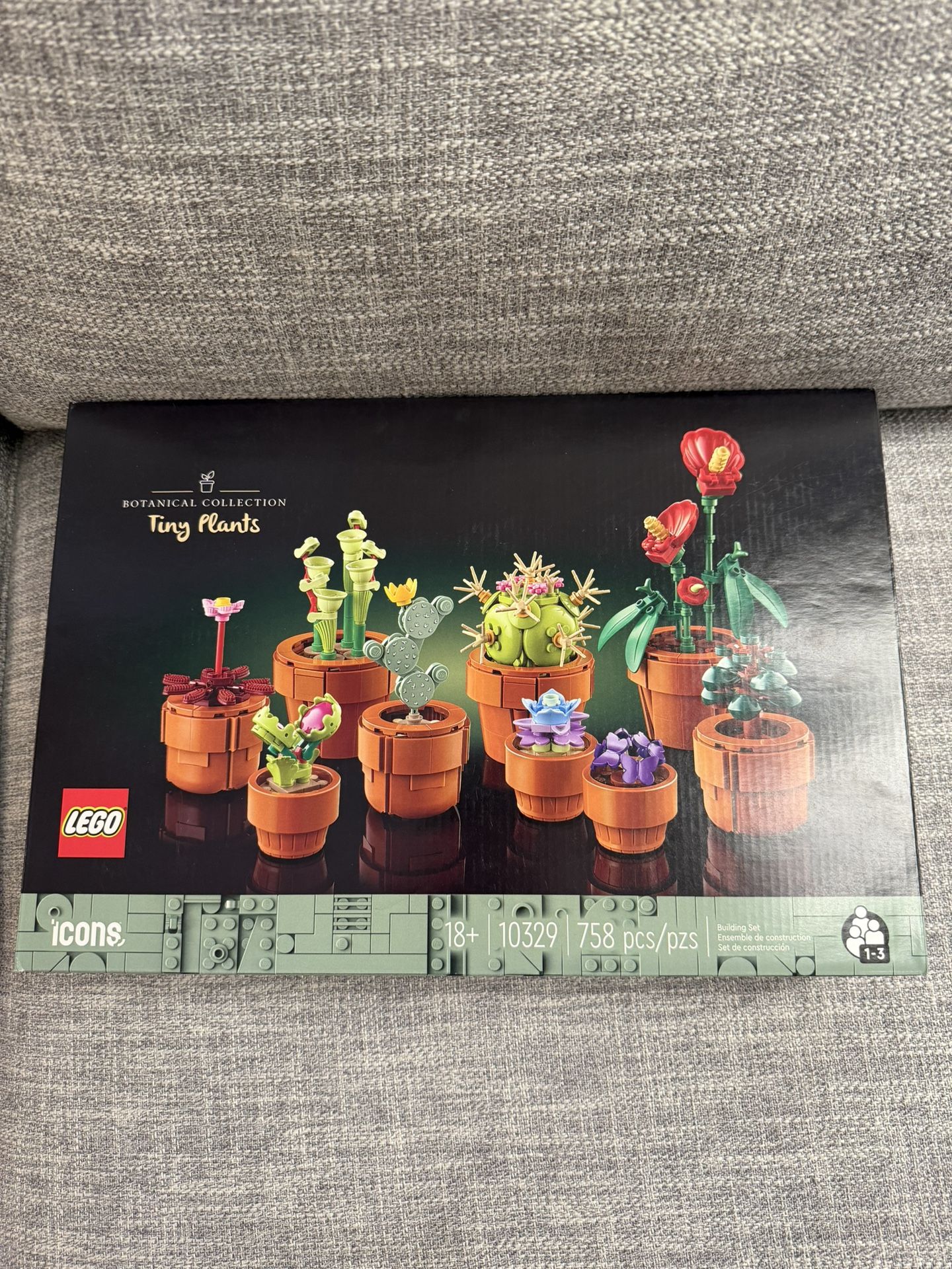 Brand New Lego Tiny Plants