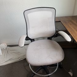Desk chair