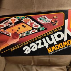 Yahtzee Showdown Board & Dice Game