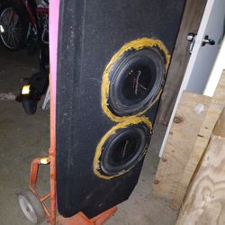 1 Box With Speakers 12 For Scale Our 2002 Avalanche 