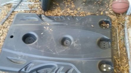 Basketball base, regular Base for reglar size backboard, has small crack top