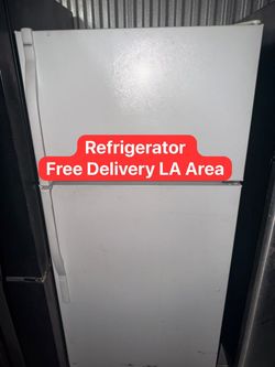 White Top-Freezer Refrigerator medium free Delivery LA