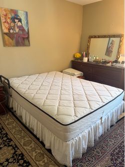 Free queen mattress - read description