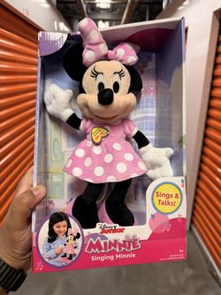 Disney Minnie Happy Helpers 12" Singing Plush Toy