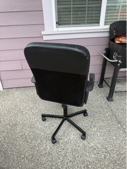 Computer chair
