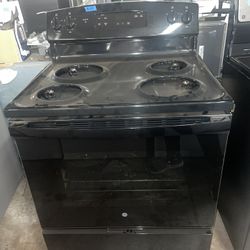 New Black GE Stove