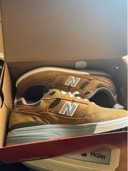 New balance Andrew  Reynolds size 11