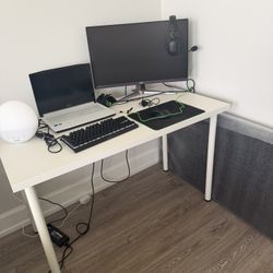 White Desk