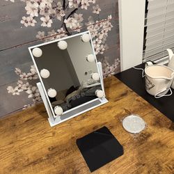 Vanity LED Makeup Mirror