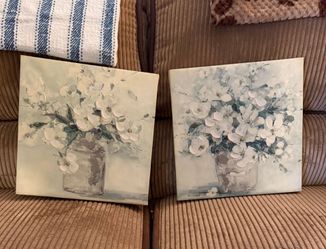 Set of 2 Floral Canvas Wall Art
