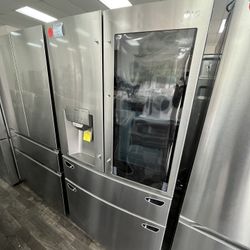 $1999 LG SMART Counter Depth French Door Fridge, InstaView, Door in Door, 