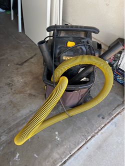 DeWalt 10-Gallon Wet/Dry Shop Vac