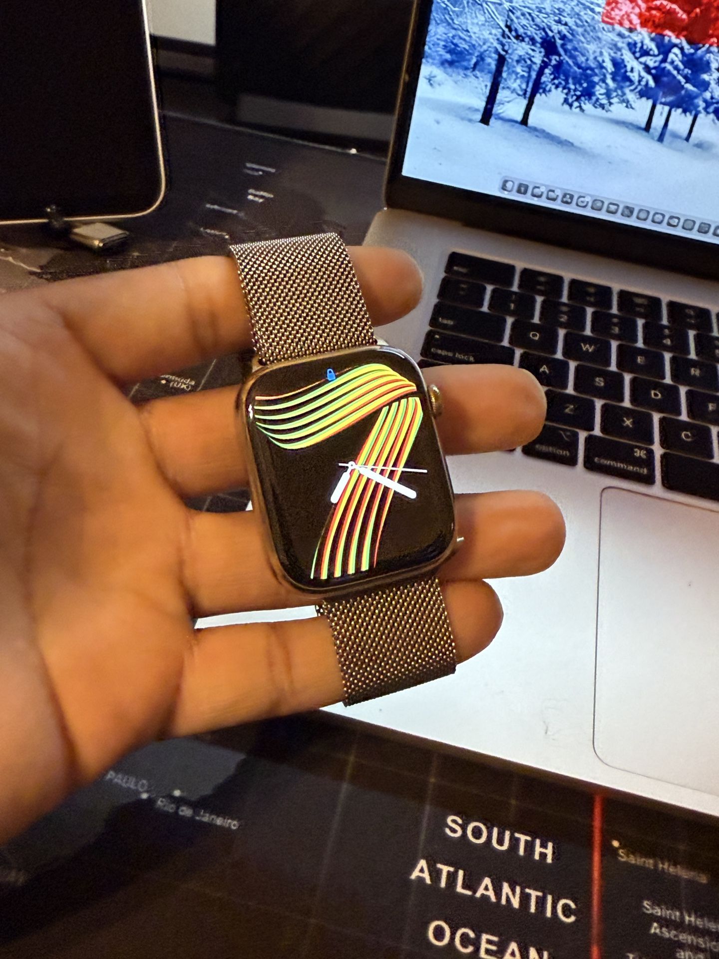 Apple Watch Series 7 Gold Cellular + WiFi