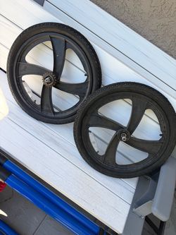 20” Mag wheels good condition