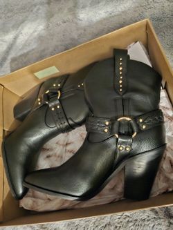 Jessica Simpson Boots 7.5