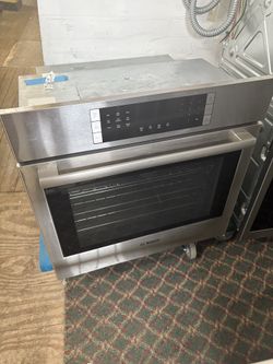 BOSCH 800 Series Electric 30” Wall 0ven
