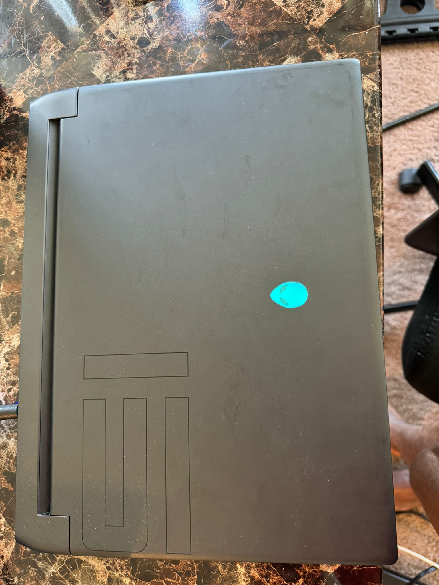 Alienware m15 R6