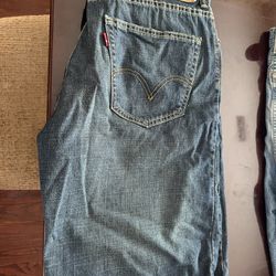 Men’s New Levi Shorts
