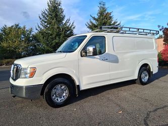 2018 Nissan NV3500 HD Cargo
