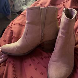 Tan zip up heel boots
