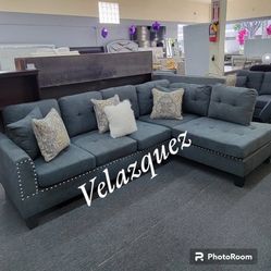 
✅️"2 pc Grey color  like velvet fabric sectional sofa with chaise and nail head trim"✅️