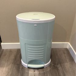 Dekor Diaper Pail