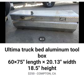 Truck bed tool box