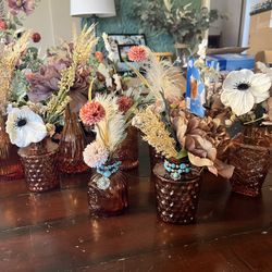 Amber Bud Vases With Rustic Wild Flowers