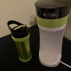 Mr. Coffee Pour! Brew! Go! Personal Coffee Maker