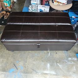 Ottoman pullout bed