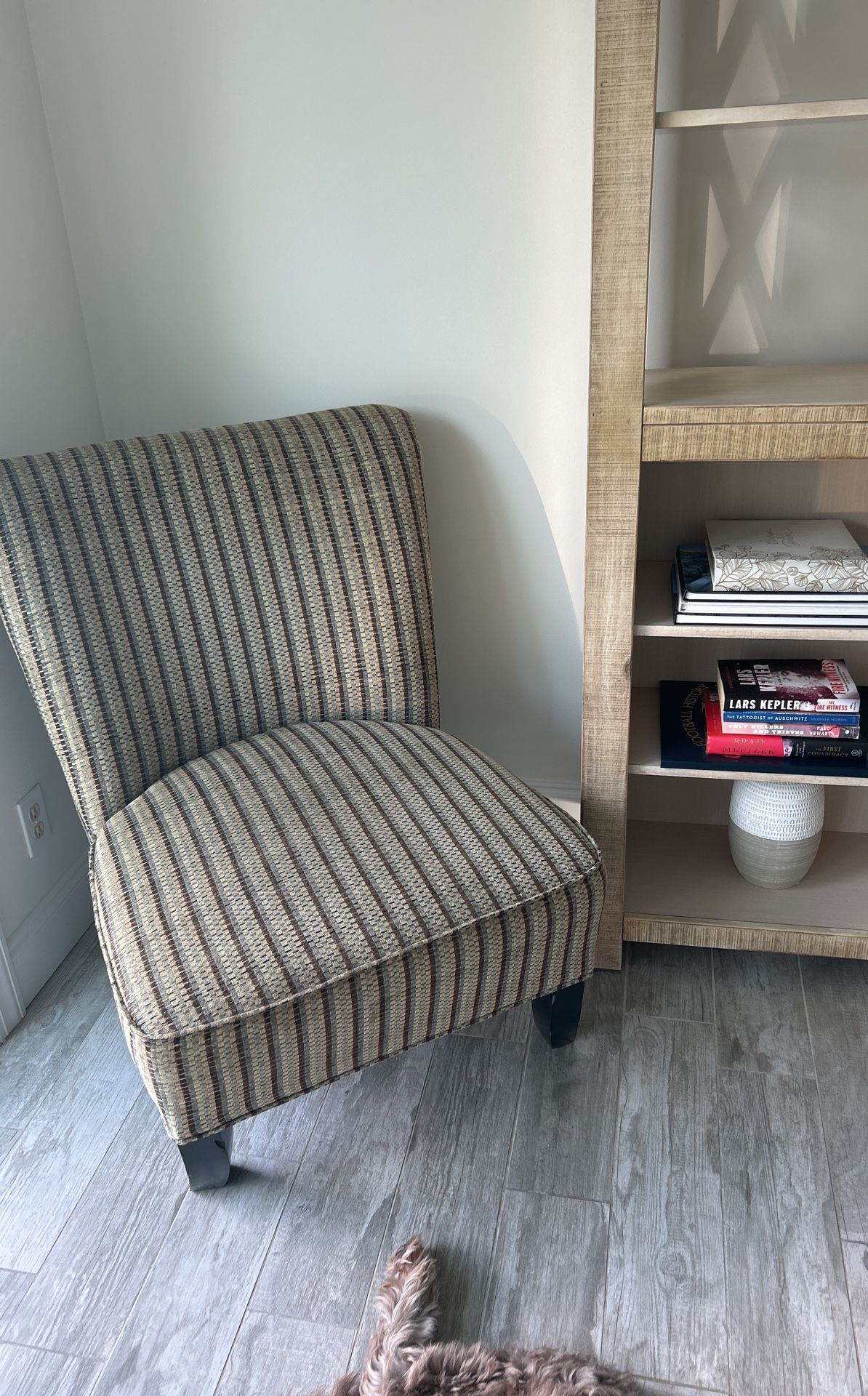 Accent Chairs