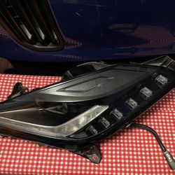 Chevy Corvette Left Headlight 2014-2019