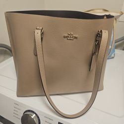 Coach Womens Purse Great Condition