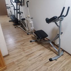 4 Excercise Machines