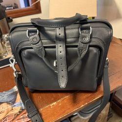 Sattlback Leather Satchel