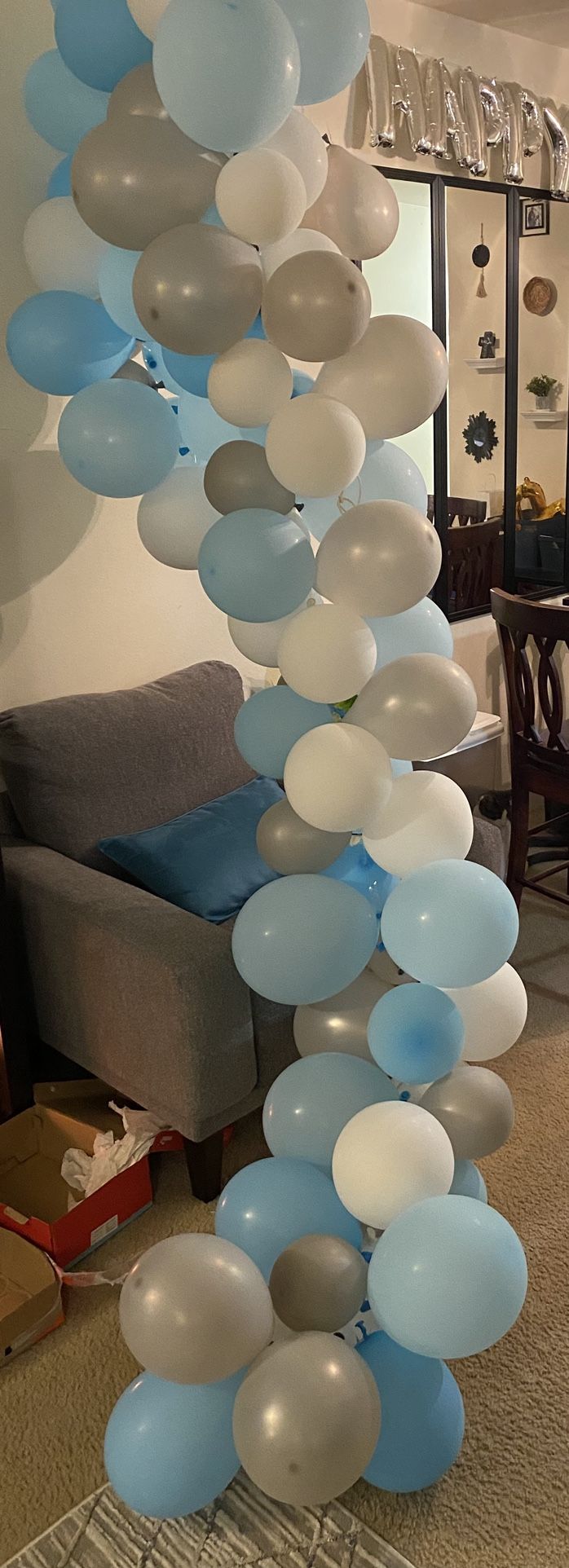 Free Balloon Arch