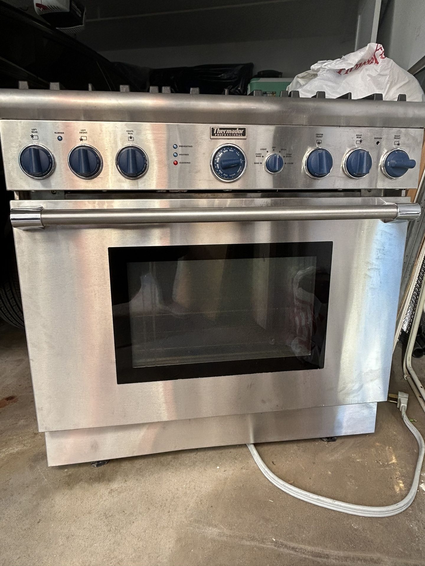 Thermador Professional gas stove oven