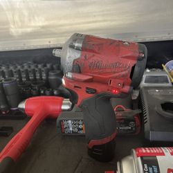 Milwaukee Stubby 3/8