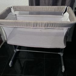 bedside baby bassinet 