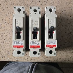 New Eaton Circuit Breaker 