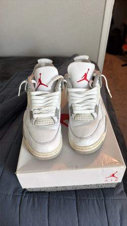 Jordan 4